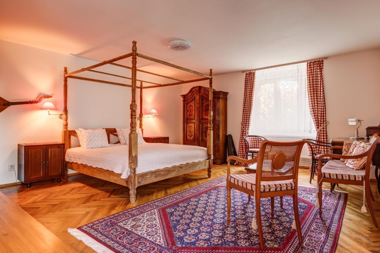 Vila Austerlitz Екстер'єр фото